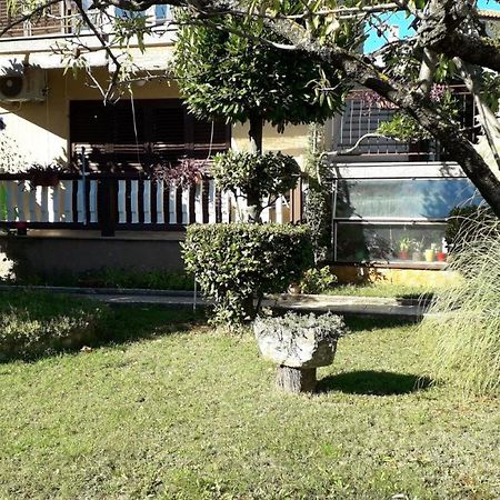 Apartman Darja ウマグ エクステリア 写真