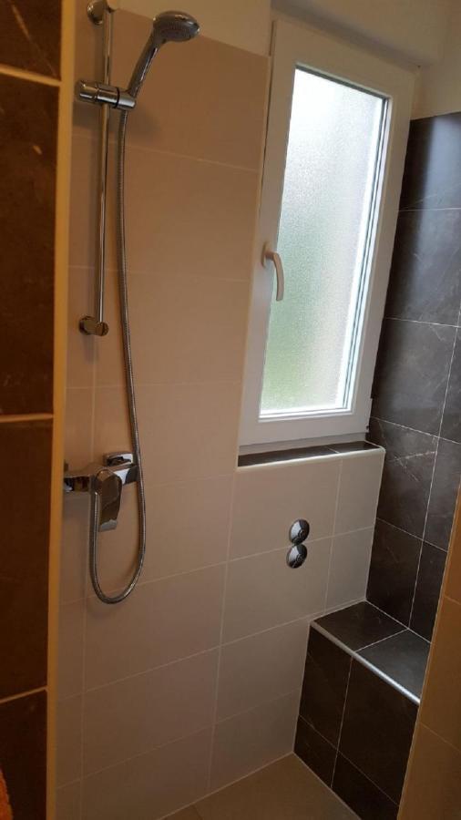Apartman Darja ウマグ エクステリア 写真