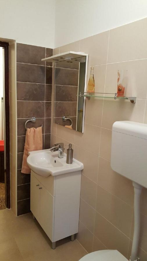 Apartman Darja ウマグ エクステリア 写真